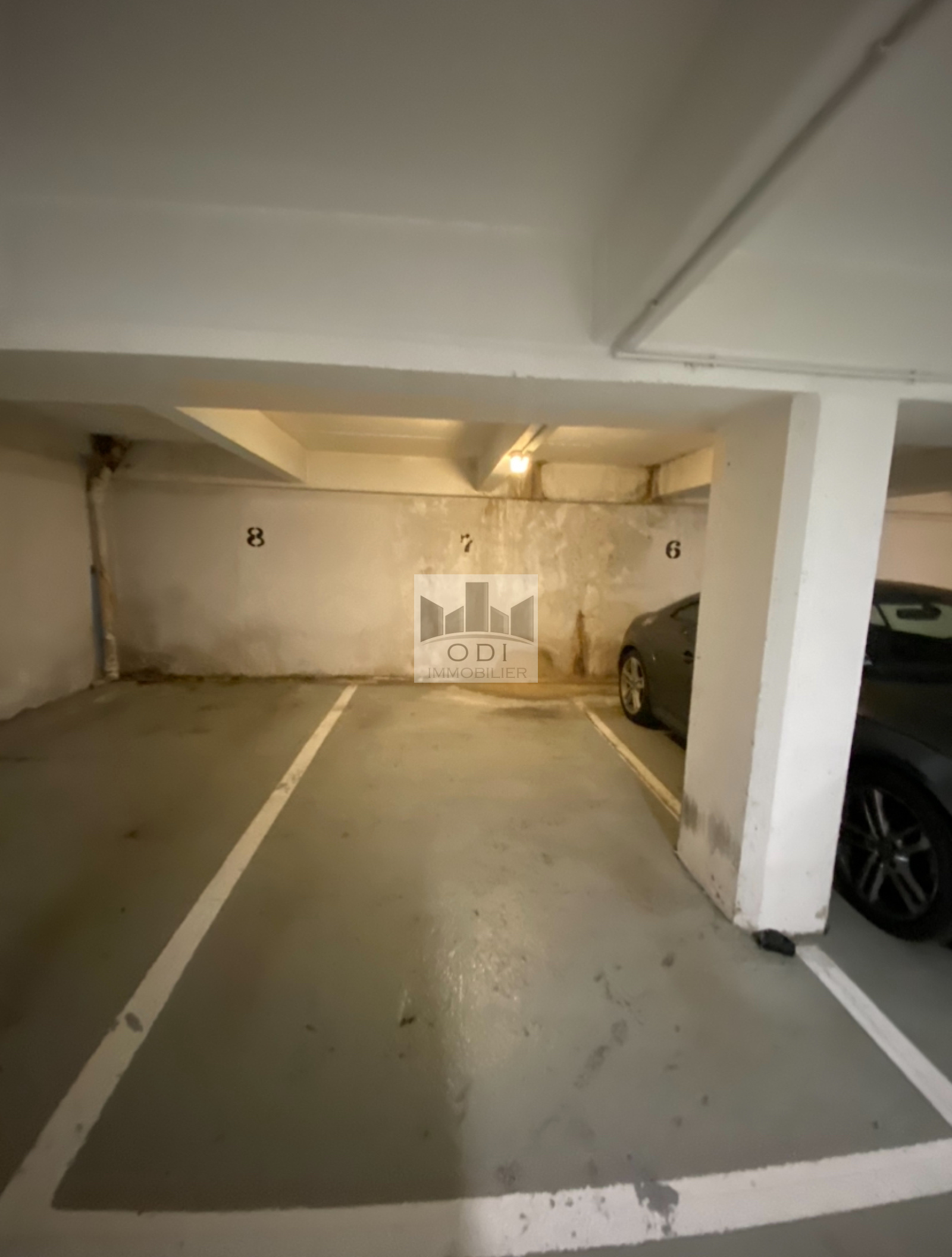 Image_, Parking, Paris, ref :L290002485