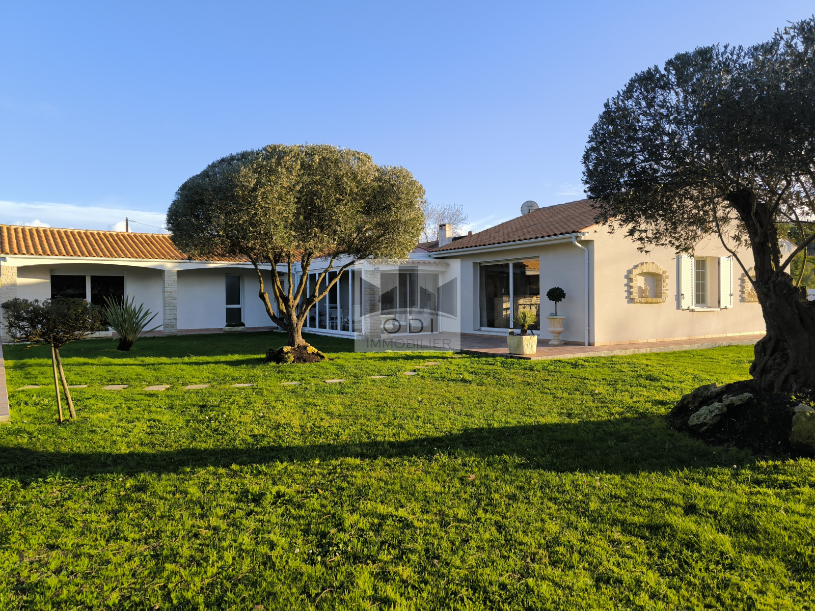Image_, Maison, Le Château-d'Oléron, ref :V210002364
