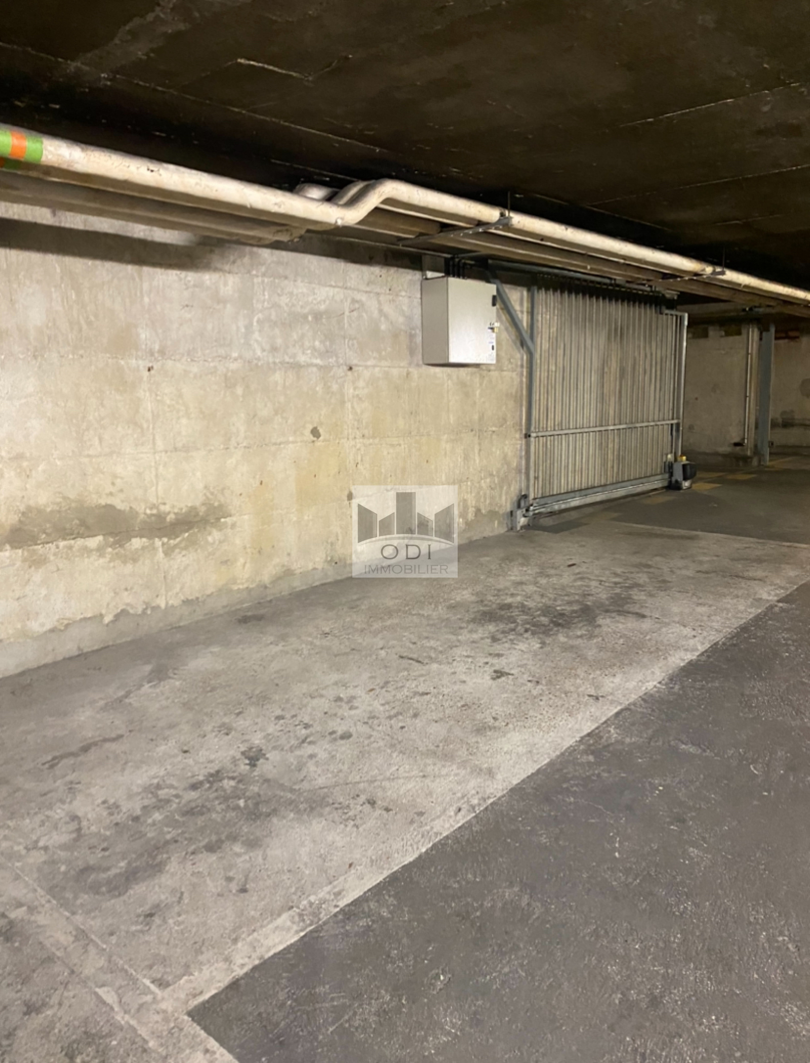 Image_, Parking, Paris, ref :L210002084