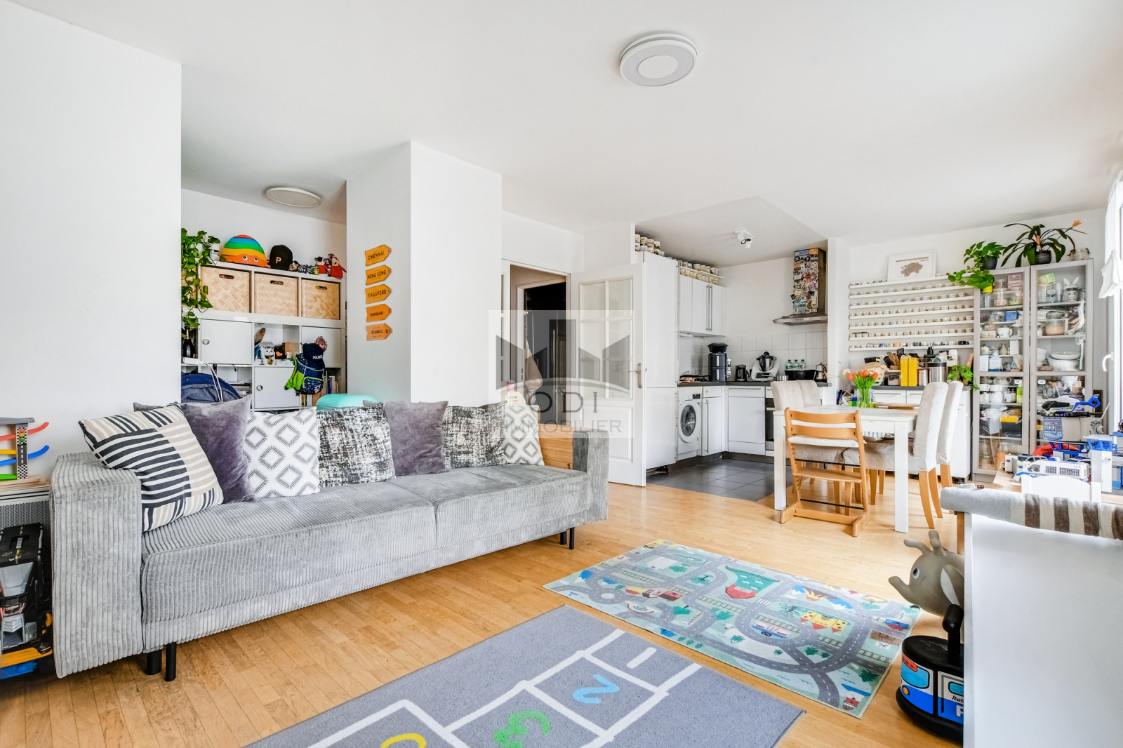 Image_, Duplex, Paris, ref :V320002773